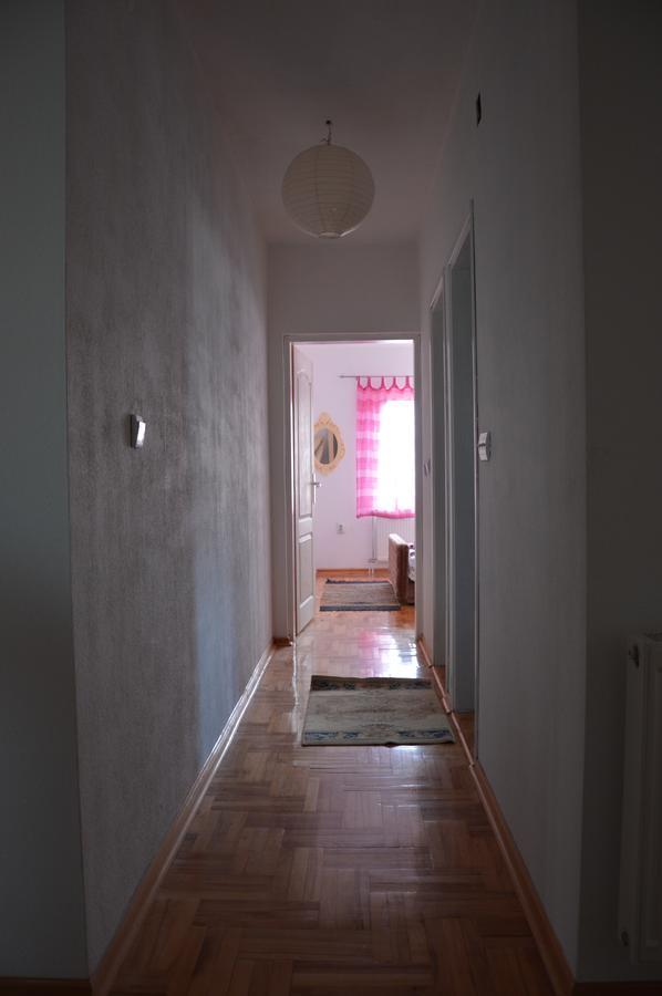 Poseidon Apartment Ni Dış mekan fotoğraf