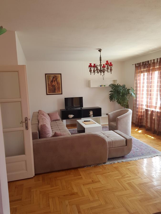 Poseidon Apartment Ni Dış mekan fotoğraf