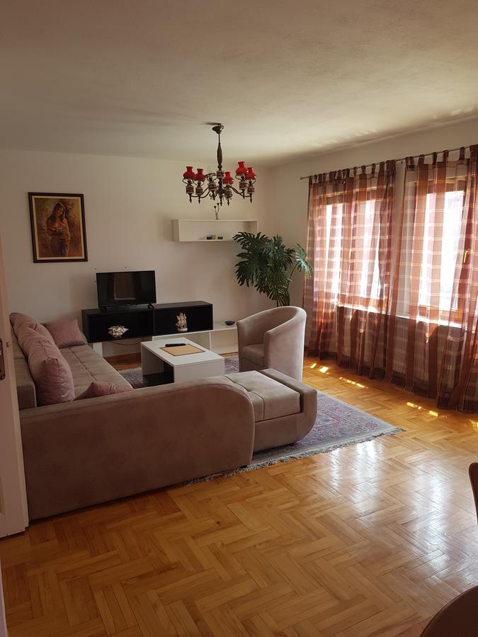 Poseidon Apartment Ni Dış mekan fotoğraf